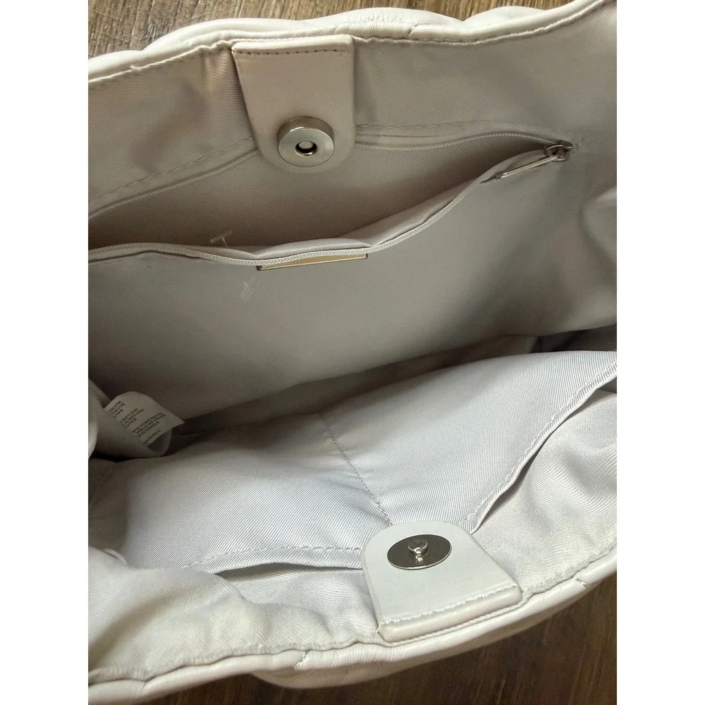 Steve Madden White Quilted Puffer Hobo Shoulder Bag Adjustable Strap Handbag